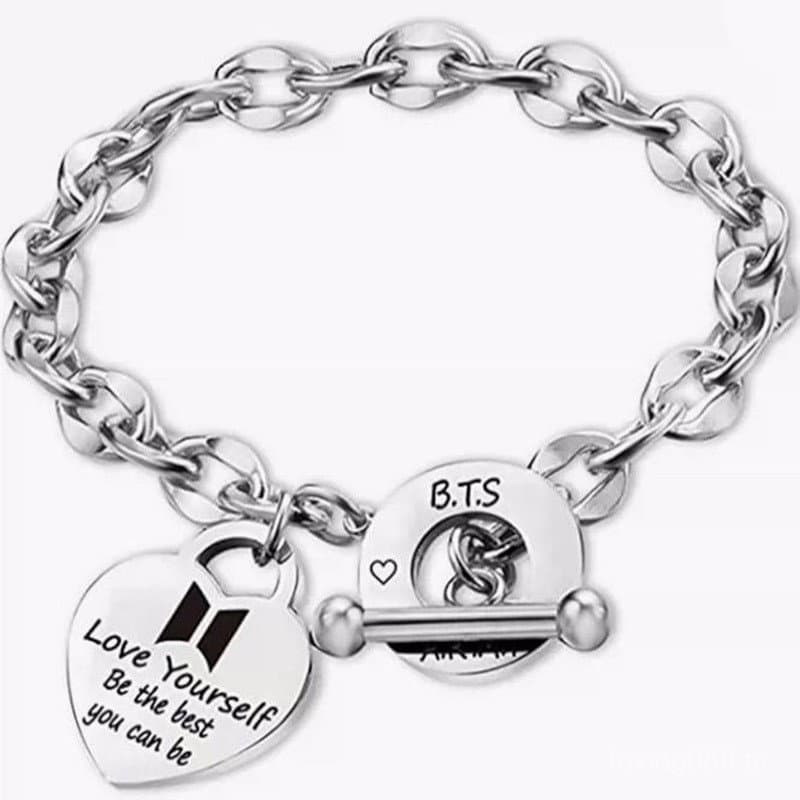 Kpop Ido BTS Stray Kids Pulseira Com Pingente De Coração Pêssego Em Aço Inoxidável Fivela Japonesa De Titânio