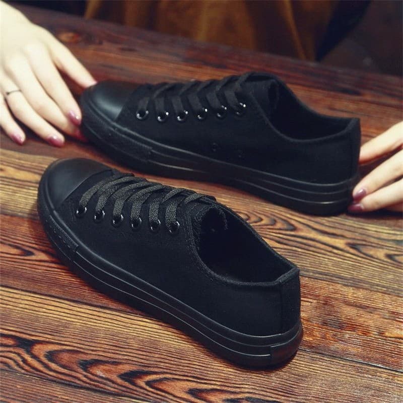 Primavera versão coreana plana novo estilo feminino all-Match all-preto pequenos sapatos pretos 2026 estudante sapatos d