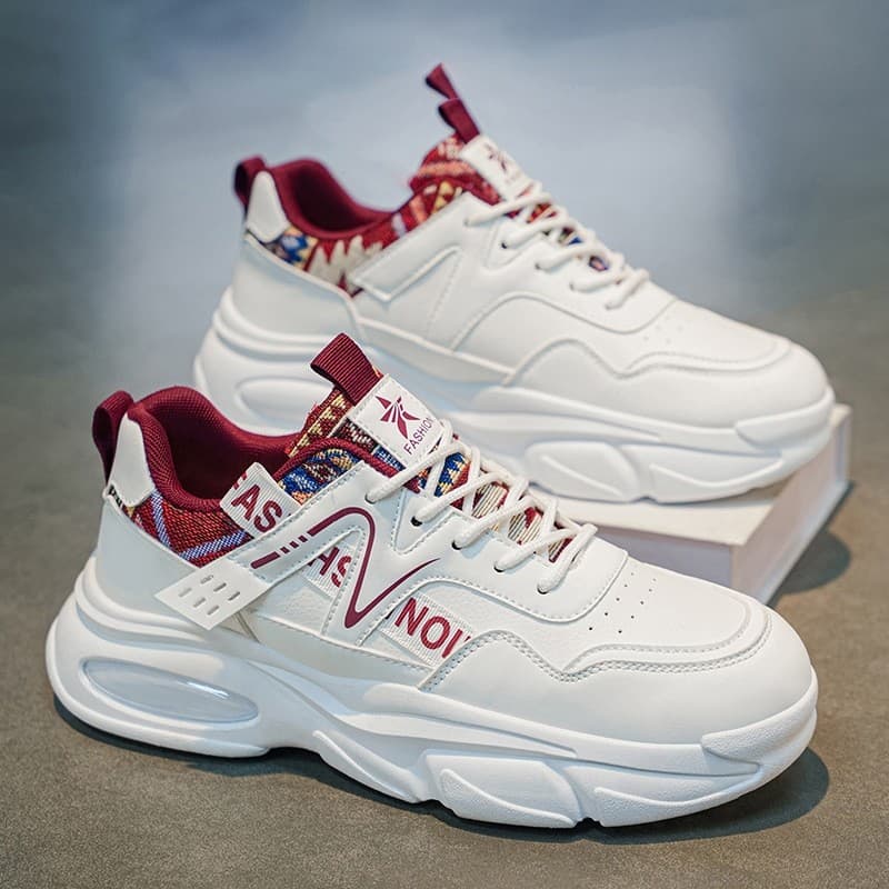 Sapatos masculinos 2026 novo estilo esportes sapatos casuais jovens estudantes do ensino médio leve corrida absorção de
