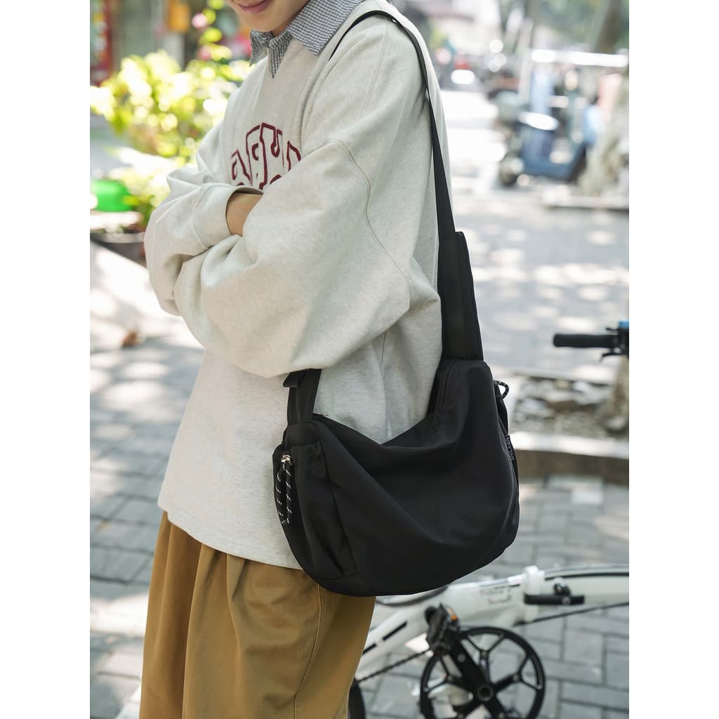 Coreano leve saco feminino à prova dwaterproof água náilon bolinho saco estudante lazer classe Commuter ombro ao ar livr