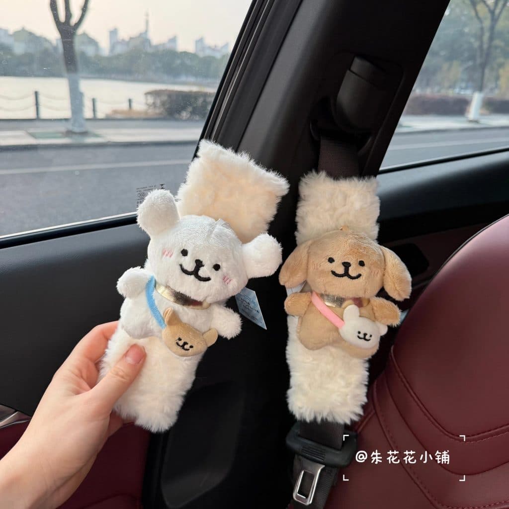 Linha bonito filhote de cachorro cinto de segurança do carro capa de ombro boneca de pelúcia bonito presente decoração d