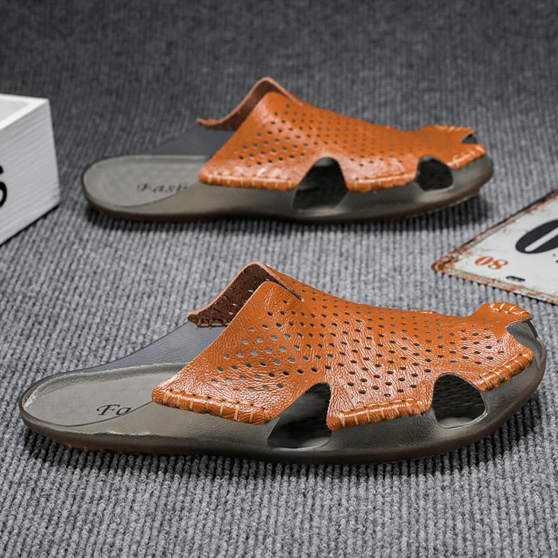 Baotou chinelos masculinos verão exterior Wear 2026 novo estilo antiderrapante praia buraco sandálias de couro um pé met