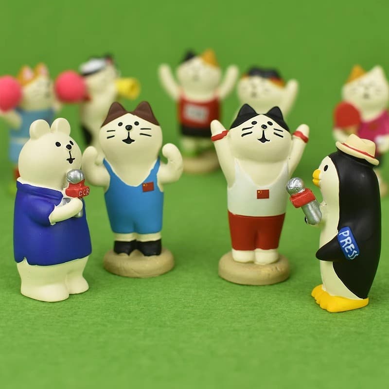 Departamento de gatos mantimentos gatinho adora esportes jogos de gatos Micro paisagem ornamentos alegria chinesa boneca