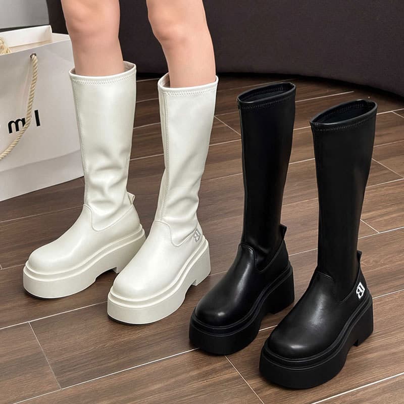 Botas brancas mas na altura do joelho botas finas elásticas femininas 2025 outono novo estilo cavaleiro aumentado botas
