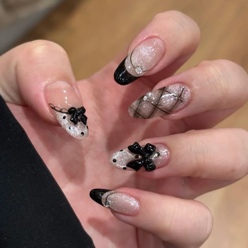 Arco piscando diamante estilo francês usando unhas amêndoa unhas flor bolinhas Manicure unhas comércio exterior europeu