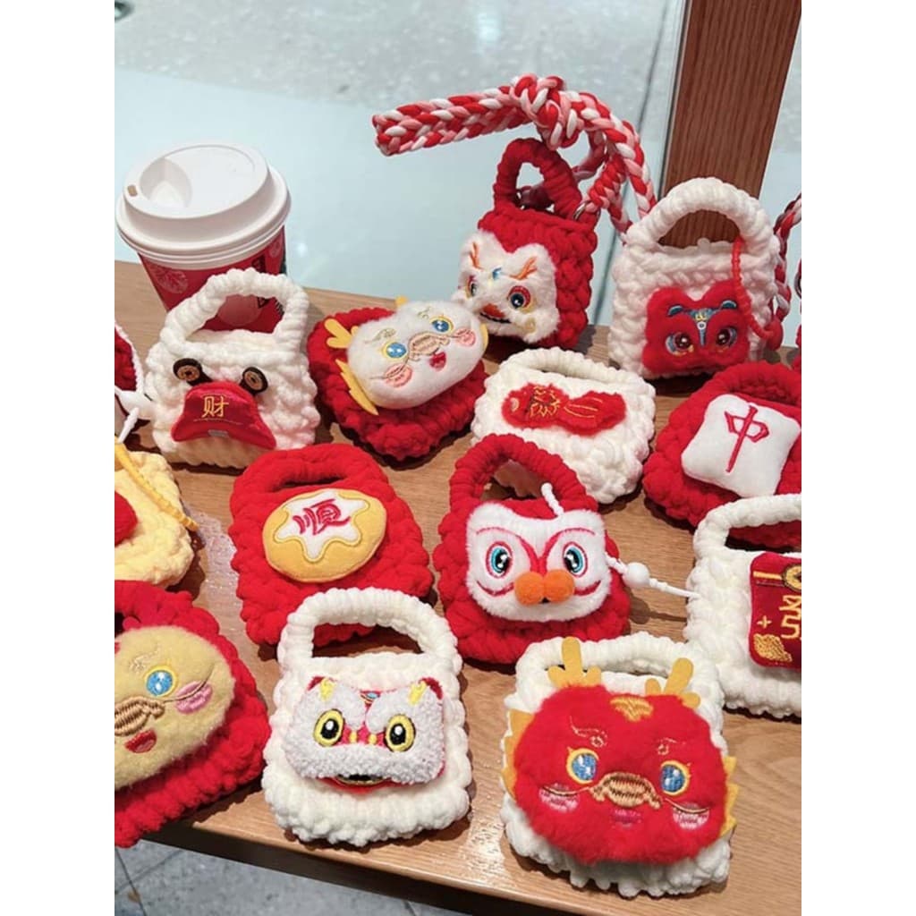 Ano novo festivo grande vermelho despertar leão dragão pelúcia dos desenhos animados boneca mão-tecido Bluetooth fone de