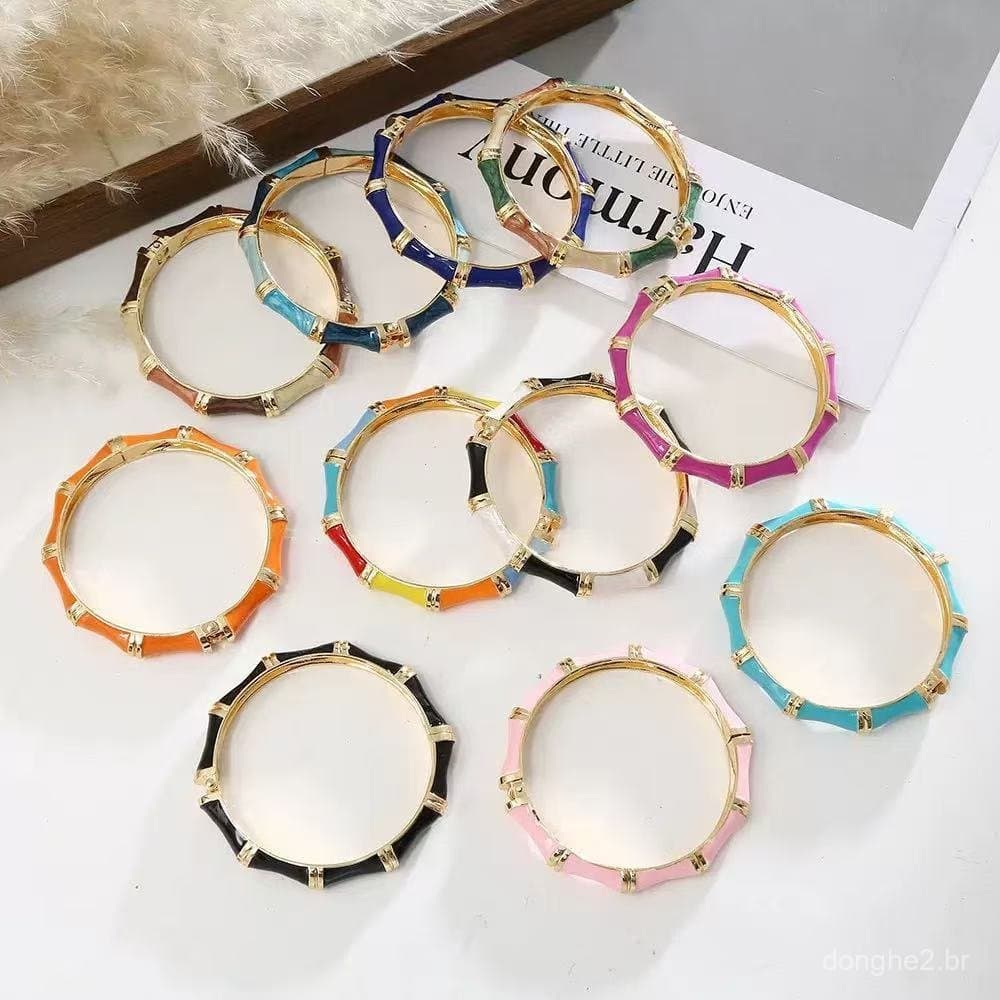 Pulseira geométrica em forma de bambu, uma pequena pulseira colorida de duas partes feita de liga de zinco.
