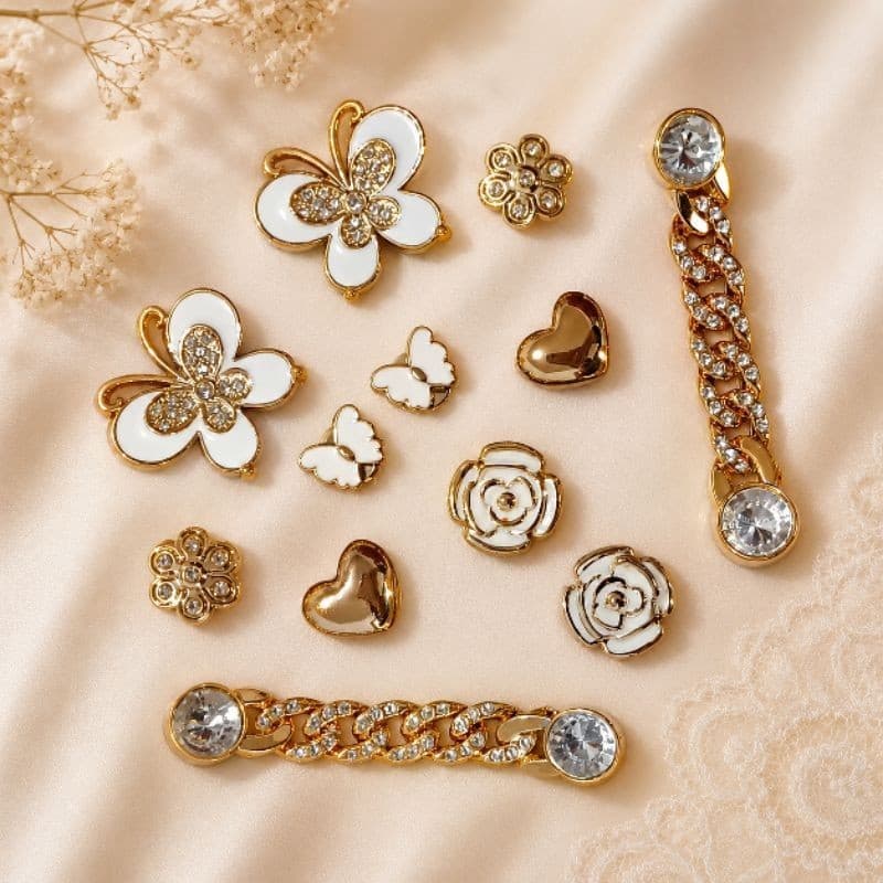 Kit 12 Pins para Babuche Feminino Enfeites Bottons Decorativos e Estiloso...