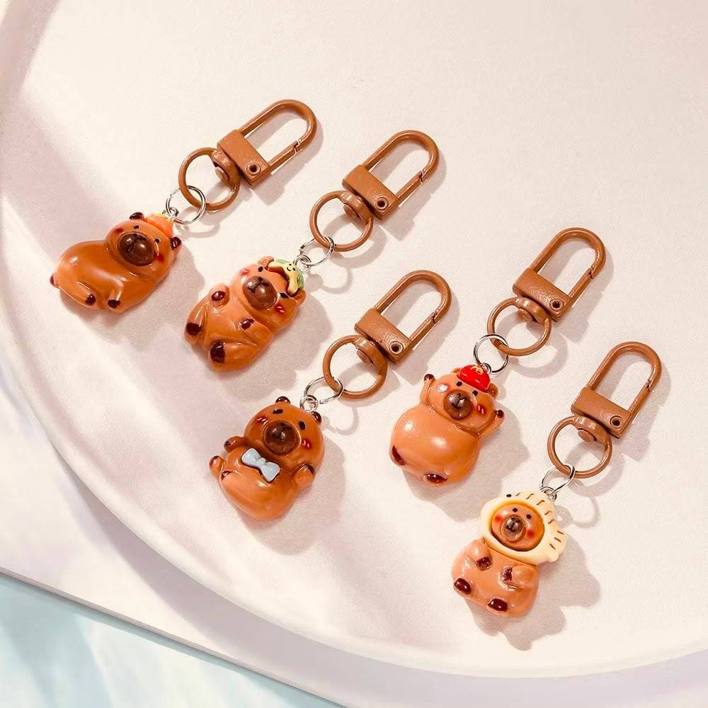 Kit com 6 Chaveiros Mini Capivara Kawaii Pingente para Bolsa Mochila Chaves