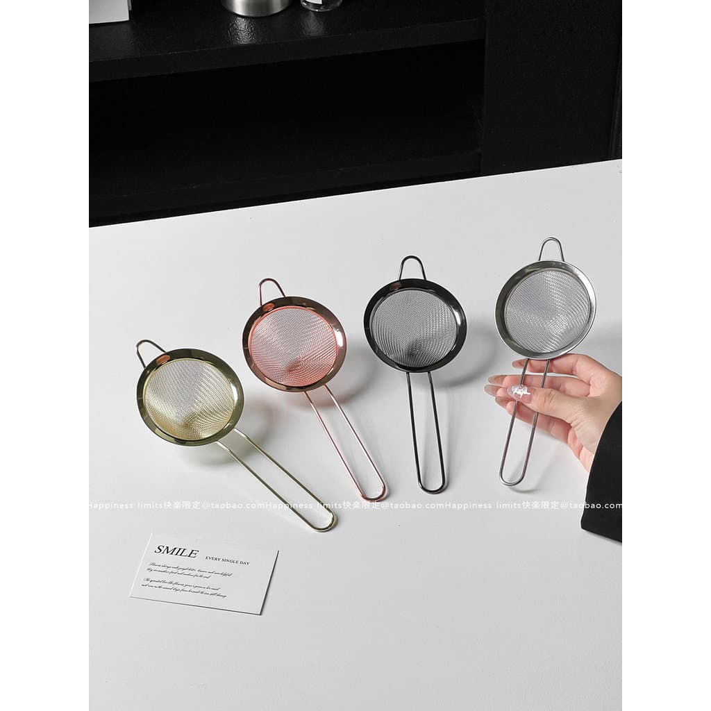 Coador de Café em Aço Inox com Alça e Filtro Multiuso – Peneira Portátil para Gelo, Coquetel e Bebidas