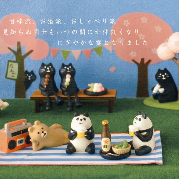 Departamento de gatos Mercearia Gato Piquenique Pinguim Urso Polar Panda Comer Melão Multidão Flor de Cerejeira Enfeites