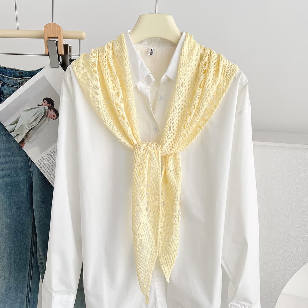 Novo estilo versão coreana All-Match cor sólida oco triângulo cachecol feminino decoração de verão xale exterior colete