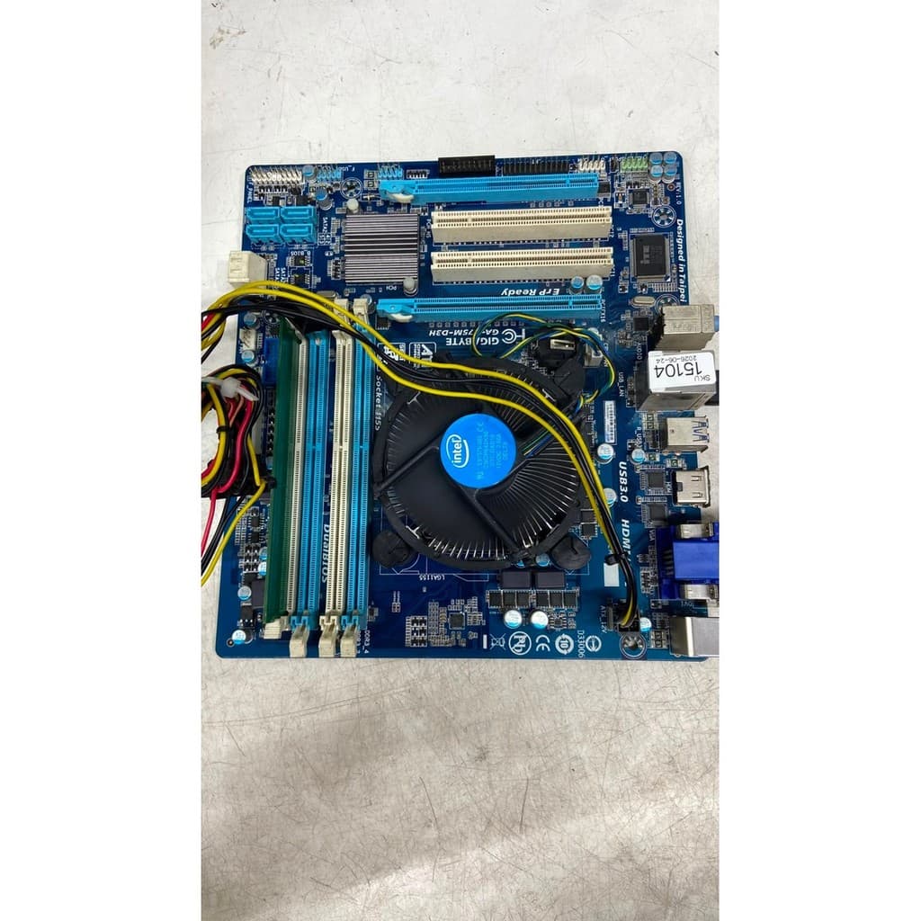 Kit Placa-Mae Gigabyte GA-B75M-D3H + Intel Core i3-3220 + 4GB DDR3 + Cooler LGA 1155 -