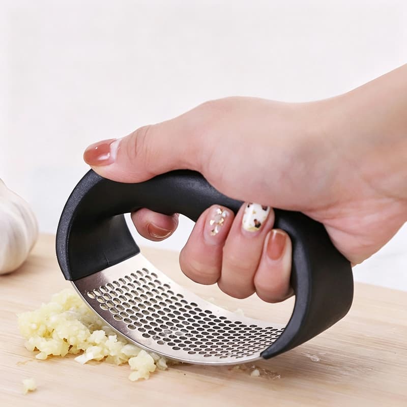 Prensa de Alho Manual em Aço Inoxidável Formato Anel, Espremedor Triturador de Alho Utensílio de Cozinha Doméstico
