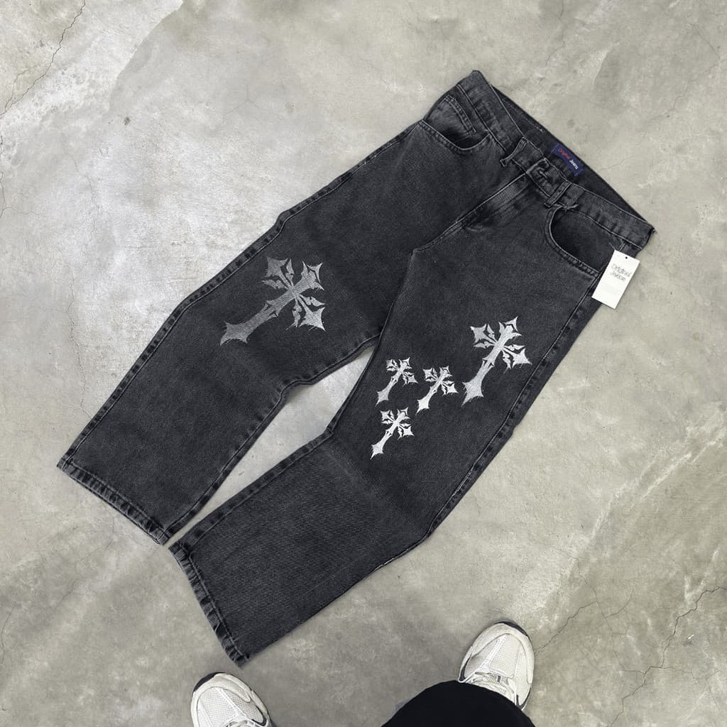 Calça Baggy Jeans Balão Masculina "Cruz" Streetwear Ornamental