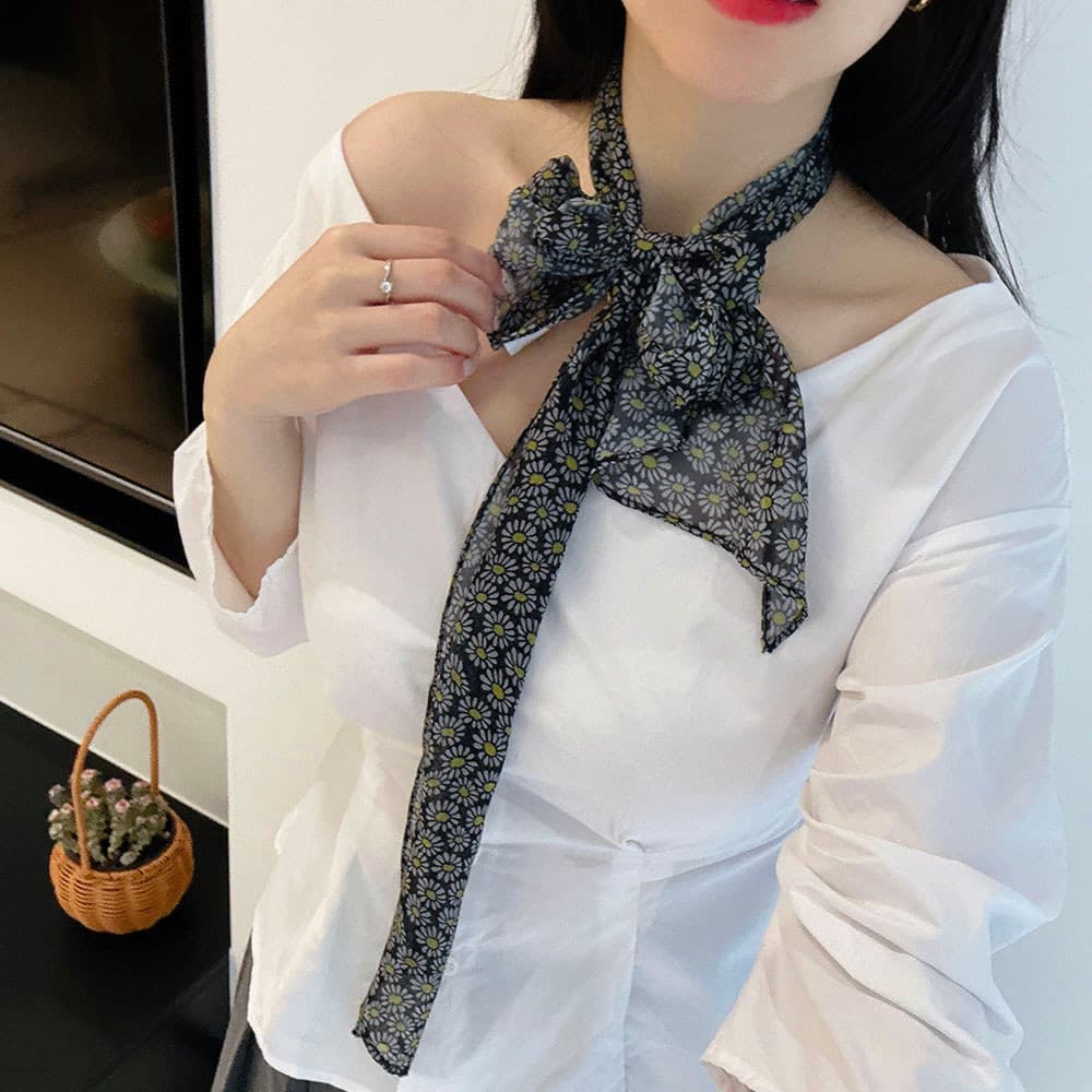 Fresco pequeno Floral Super bonito Chiffon posicionamento lenço de seda cachecol feminino Wear Blogger mesmo estilo Stre