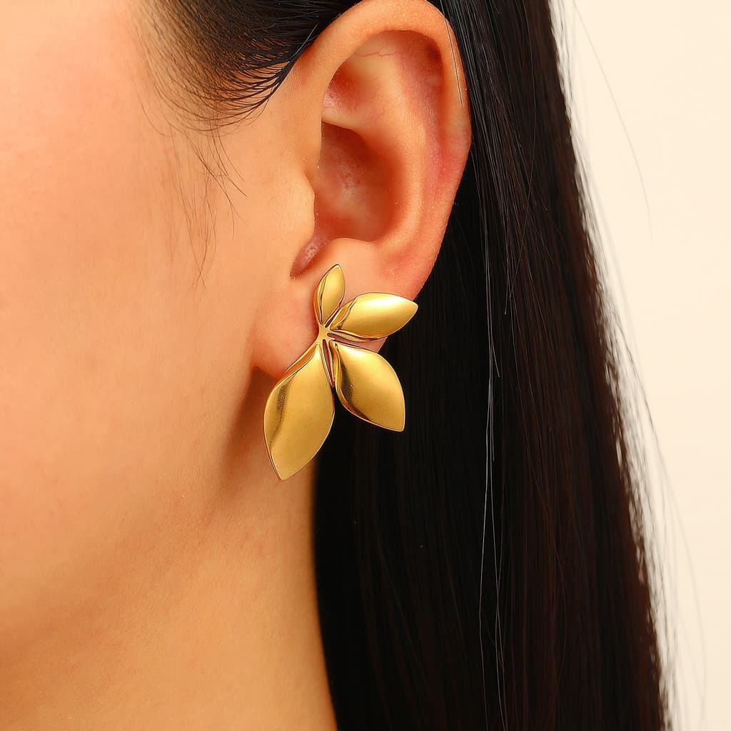 Novo estilo de aço inoxidável flor folha brincos All-Match moda novo estilo folha brincos na moda