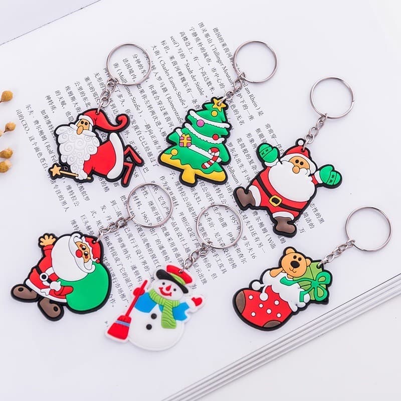 Bonito dos desenhos animados papai noel chaveiro pingente presente de natal das mulheres dos homens presente de natal pi