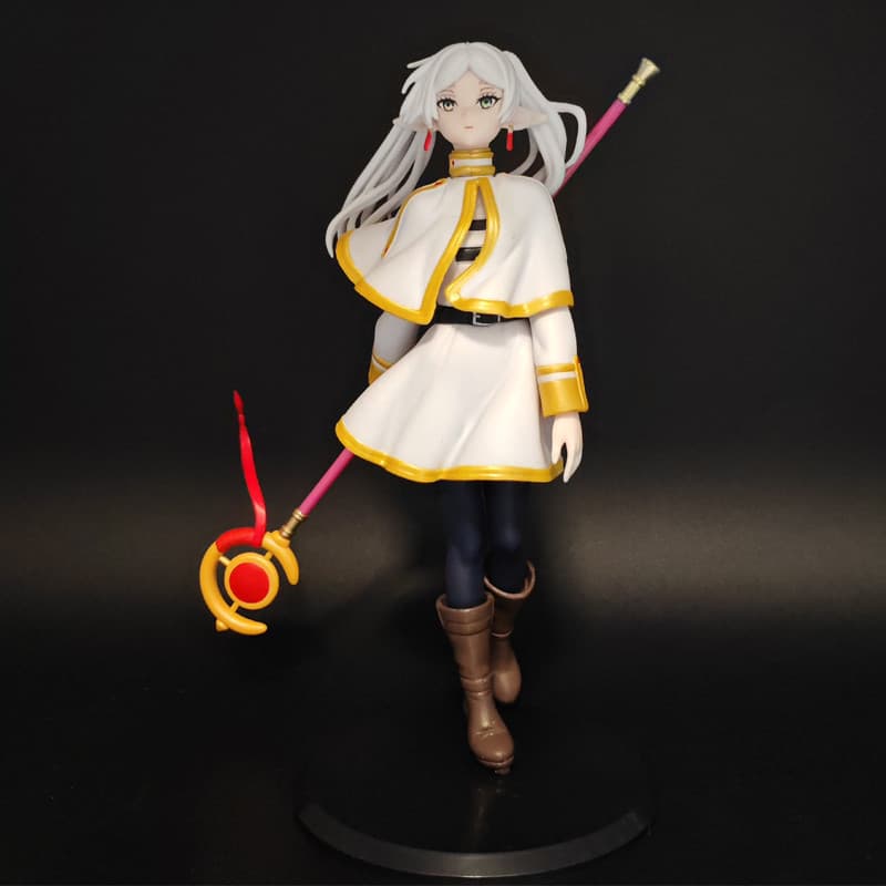 Produto Novo de 22cm: Estátua Colecionável do Personagem de Anime "Frieren Beyond the End" com Arma, Adequada para Decor
