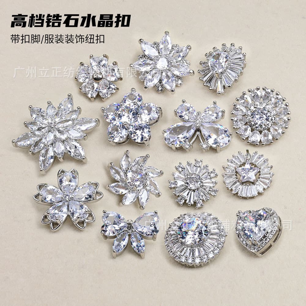 Fivela Decorativa de Cristal de Zircônia de Alto Brilho para Roupas de Moda, Acessório Versátil para Decoração de Joias
