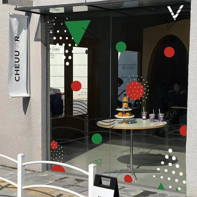 Simples cor geométrica linha padrão influenciador roupas leite chá flor loja portas de vidro janelas janela decoração ad