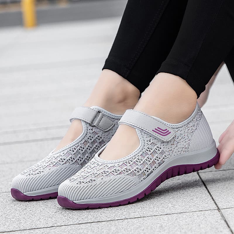 Pé largo e gordo sapatos para idosos verão malha pano sapatos femininos grande pé osso avó sandálias sola macia mãe Net
