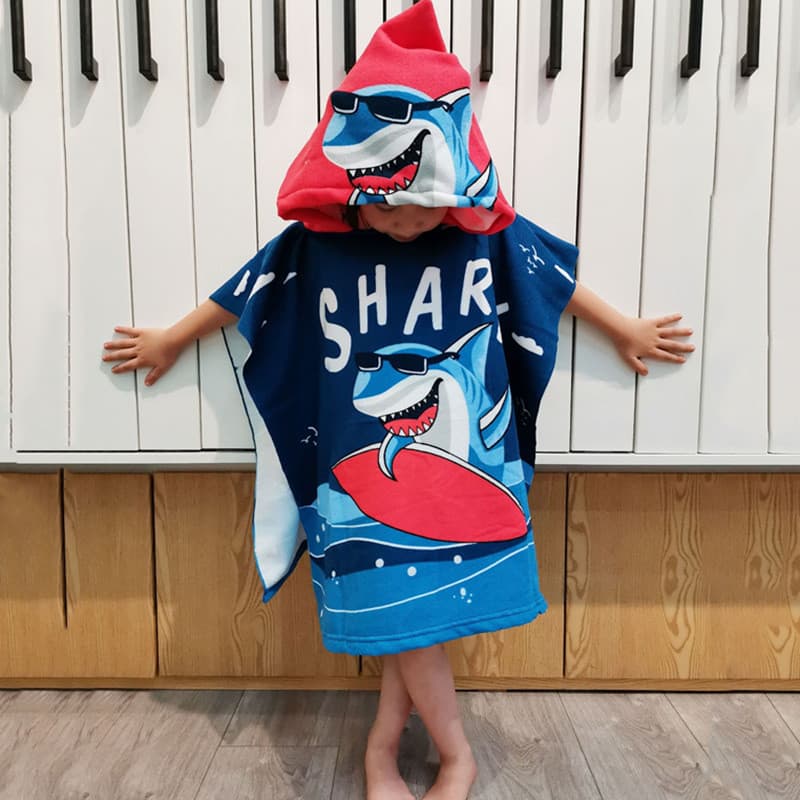 Novo estilo de praia com capuz toalha de banho pronto estoque dos desenhos animados manto roupão macio absorvente banhei