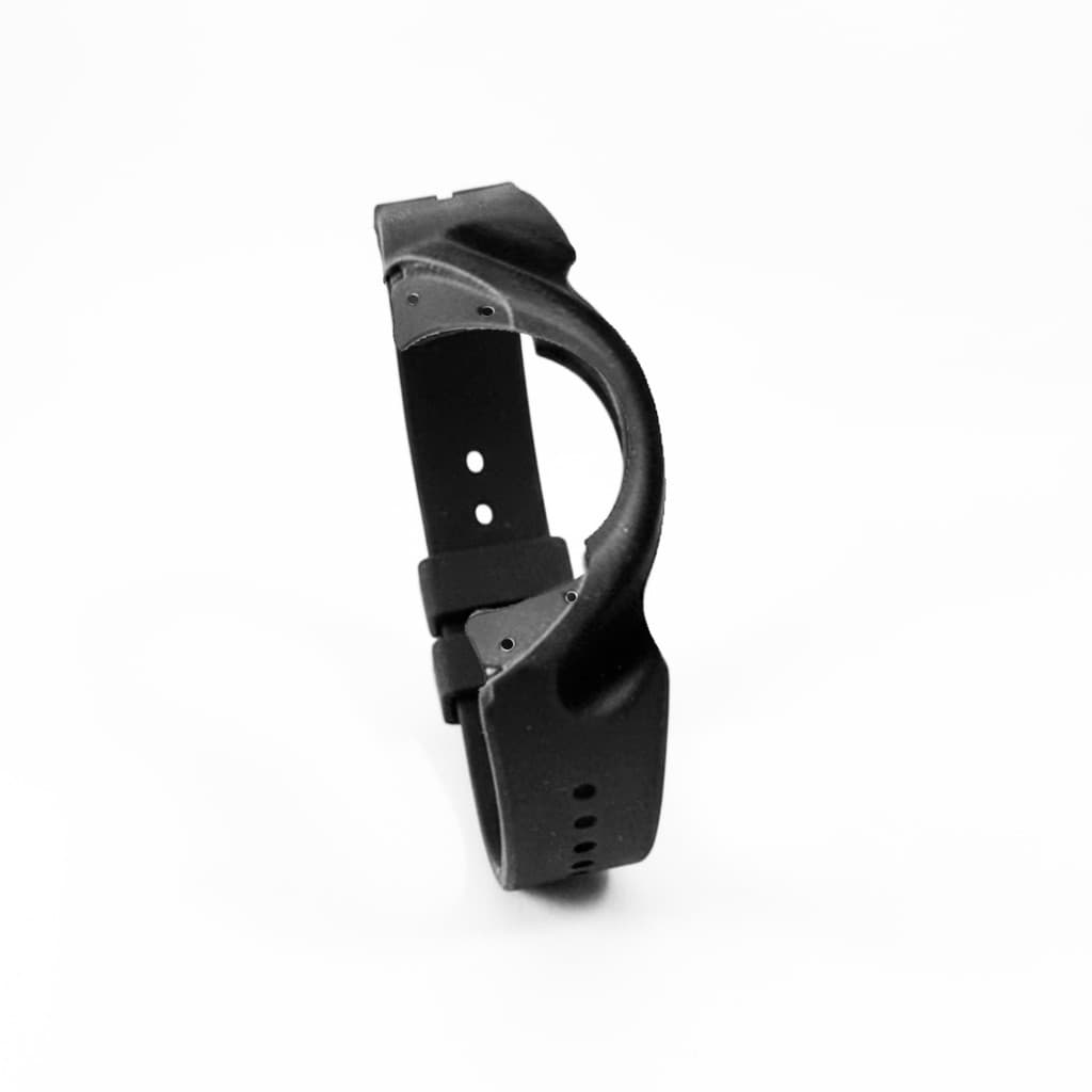 Pulseira de Silicone Preta Compatível Relógio Oakley Detonator Fixação 4 Parafusos