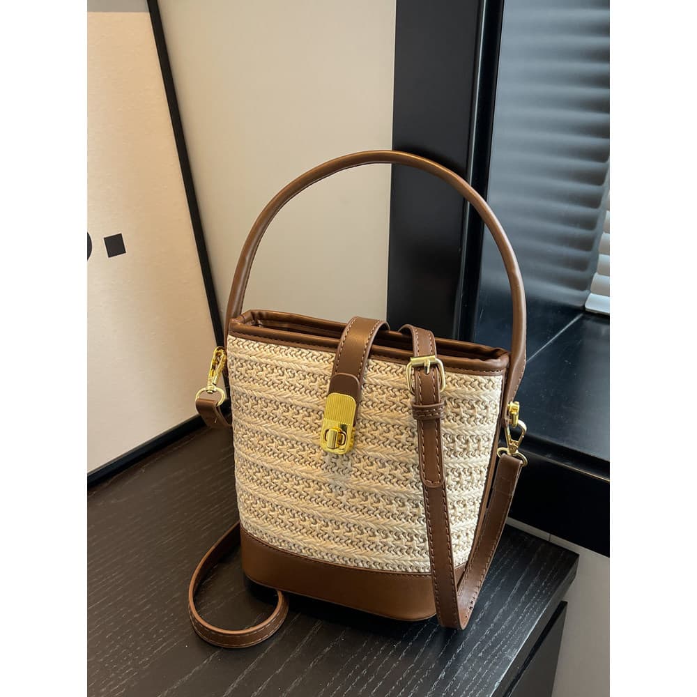 bolsa feminina bolsa transversal feminino High-End nicho tecido palha saco feminino 2026 novo estilo nicho Design saco d