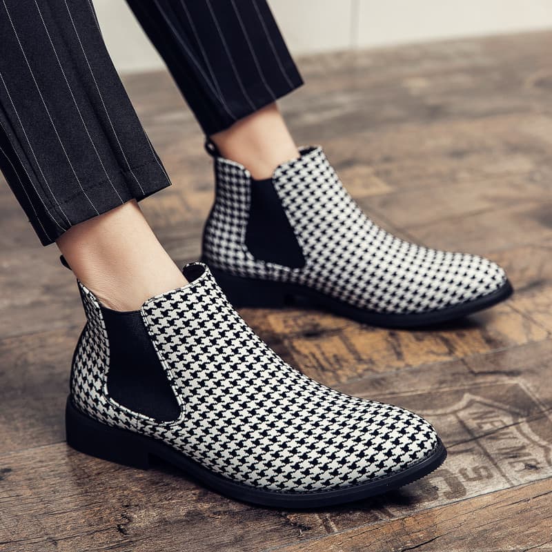 Botas de Cowboy ocidentais, capa de tubo médio, botas de couro de cano alto, botas masculinas pontiagudas, estilo britân