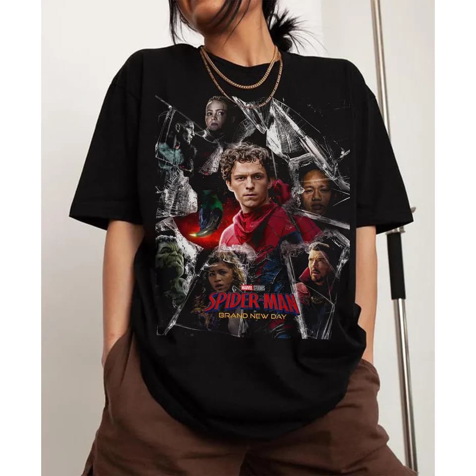 Camiseta Masculina Feminina Oversized Estampa Homem-Aranha Peter Parker Elenco Filme T-shirt Estilo Streetwear Unissex