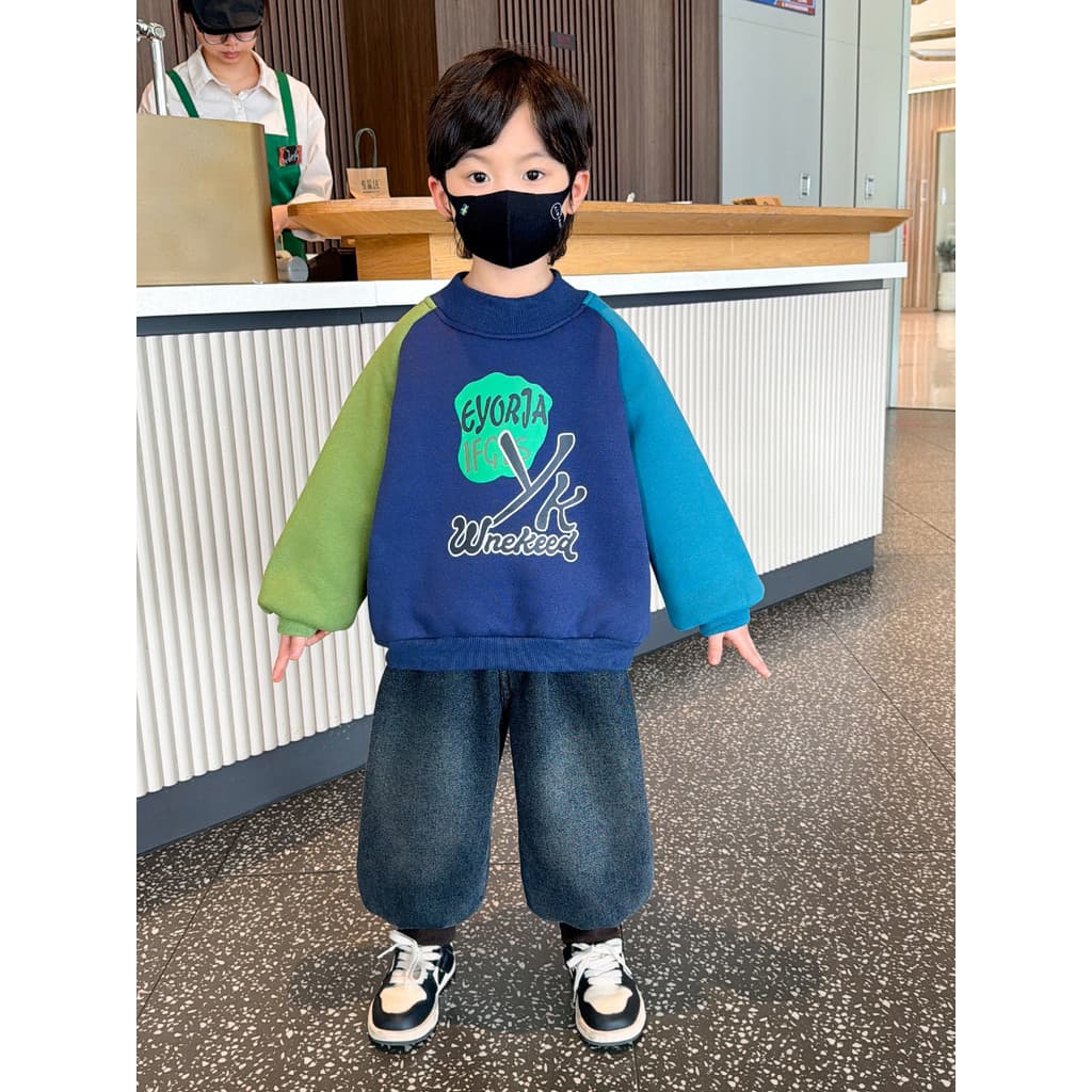 Meninos forro de lã moletom 2026 novo estilo bebê estilo ocidental roupas de inverno engrossado roupa interior roupas in