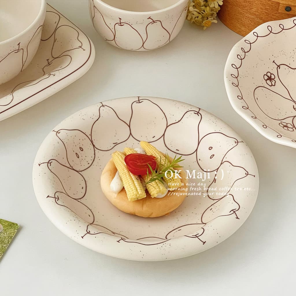 Ins estilo lindo prato de cerâmica prato de café da manhã prato doméstico Underglaze cor talheres requintado frutas sobr