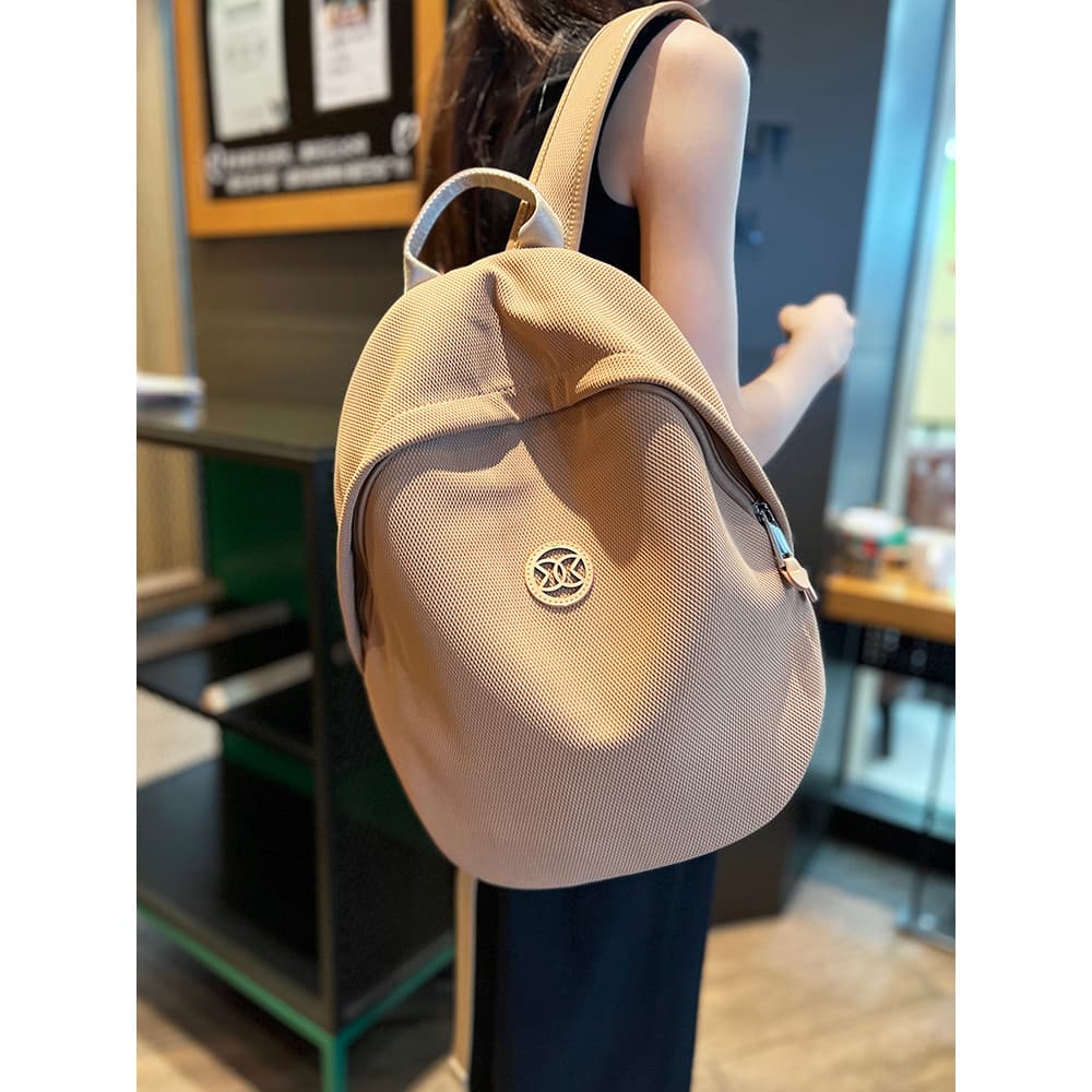 Mochila de viagem de lona 2025 novo estilo mochila feminina leve viagem simples grande capacidade Commuter estudante uni