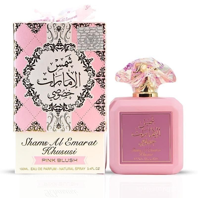 Pink Blush Shams Al Emarat Khususi Eau De Parfum Spray 100ML (3.4 OZ) da Ard Al Zaafaran |     Uma Fragrância Doce e Ele
