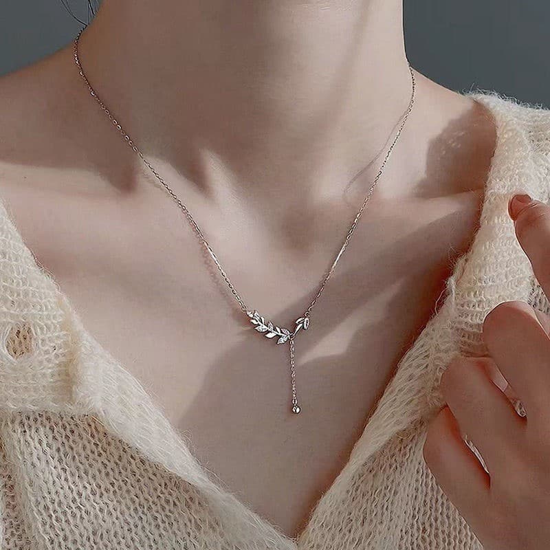 Colar de Folhas Árvore Elegante Meninas Mulheres Delicado Prata Curto