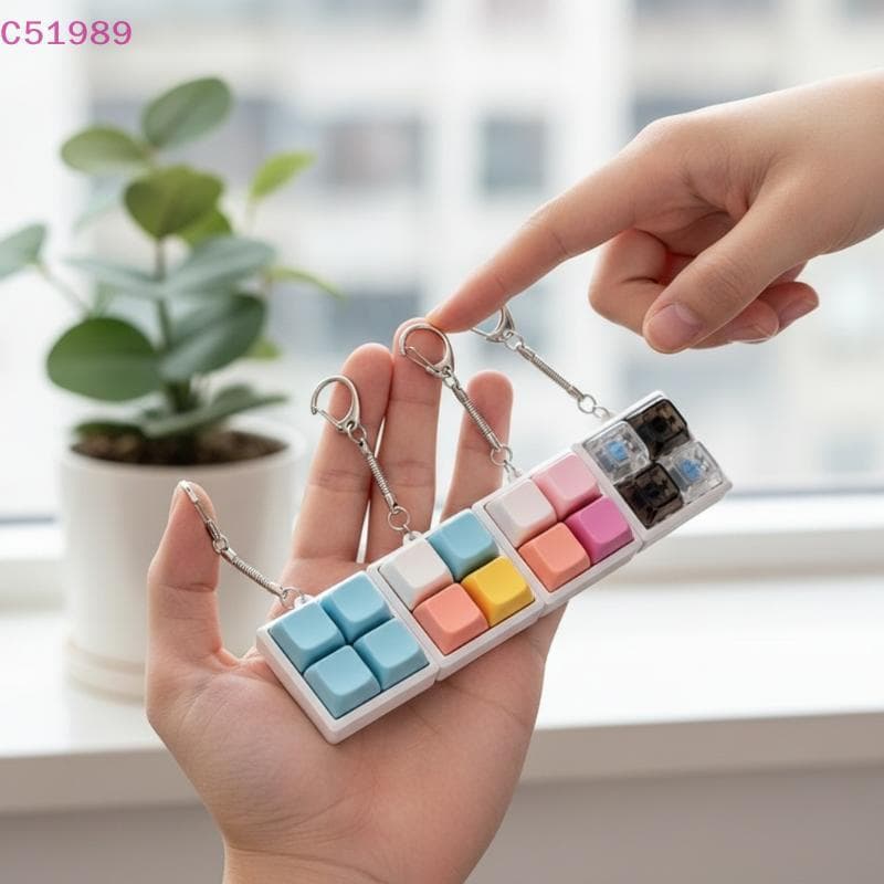 [kaan] Mini 4 Teclas Mecânico Teclado Fidget Chaveiro Resistente A Arranhões Satisfatório Som Cli Brinquedo De Longa Dur