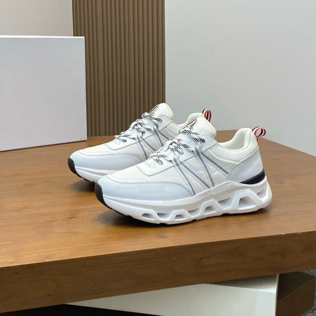 Novos sapatos masculinos de 2026, sapatos casuais da moda, tênis esportivos com amortecimento.