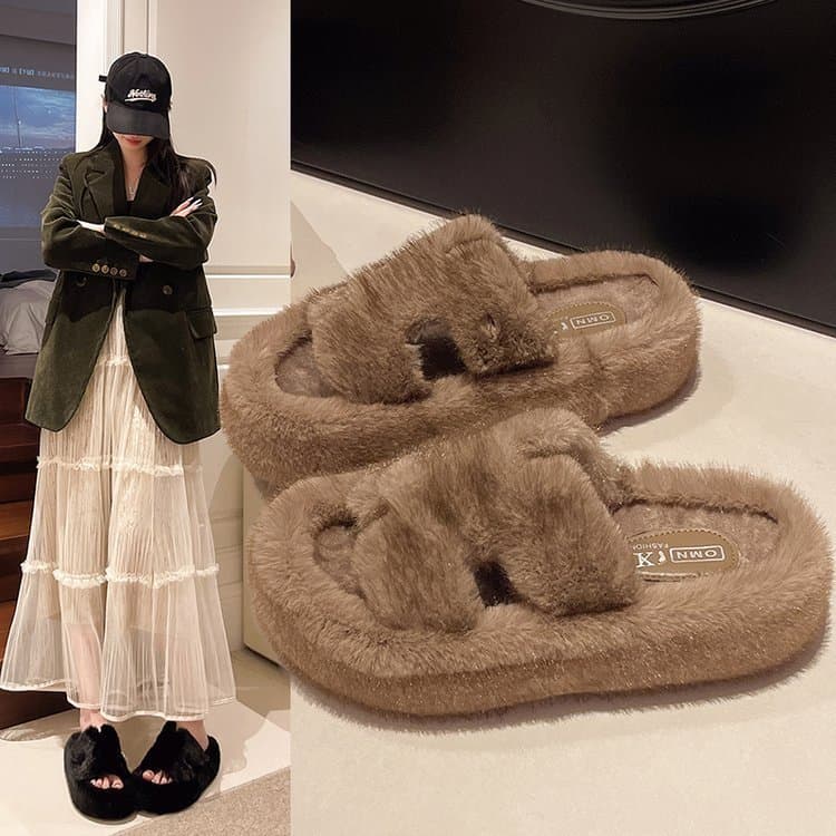 Chinelos femininos de sola grossa de pele sintética com cadarço cruzado, sandálias de pelúcia estilo cruzado, chinelos d
