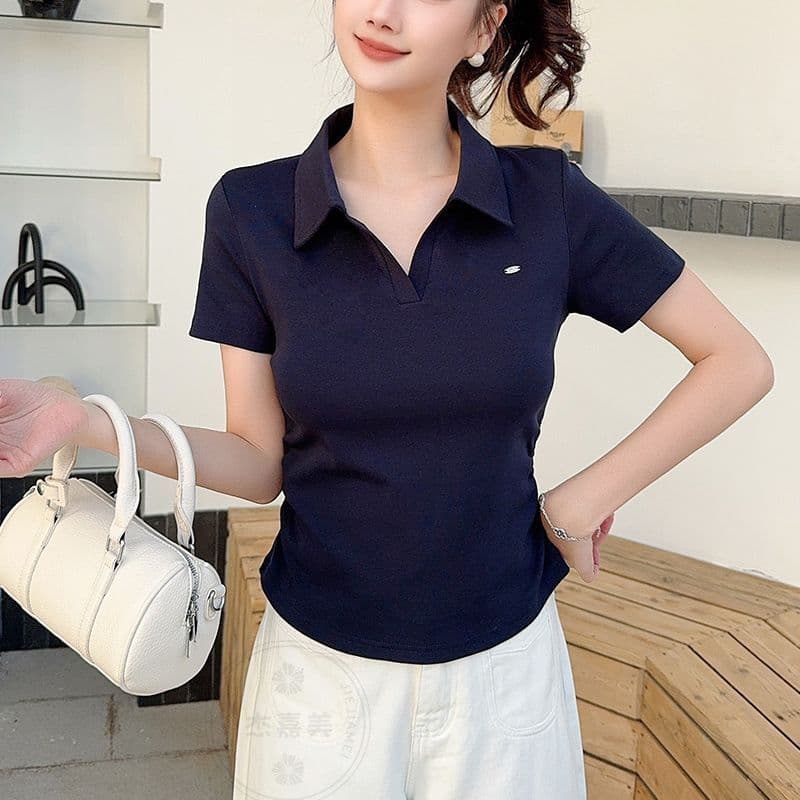 Azul marinho frente ombro de manga curta camiseta Polo feminina 2026 verão novo estilo Design sentido crochê cintura ele