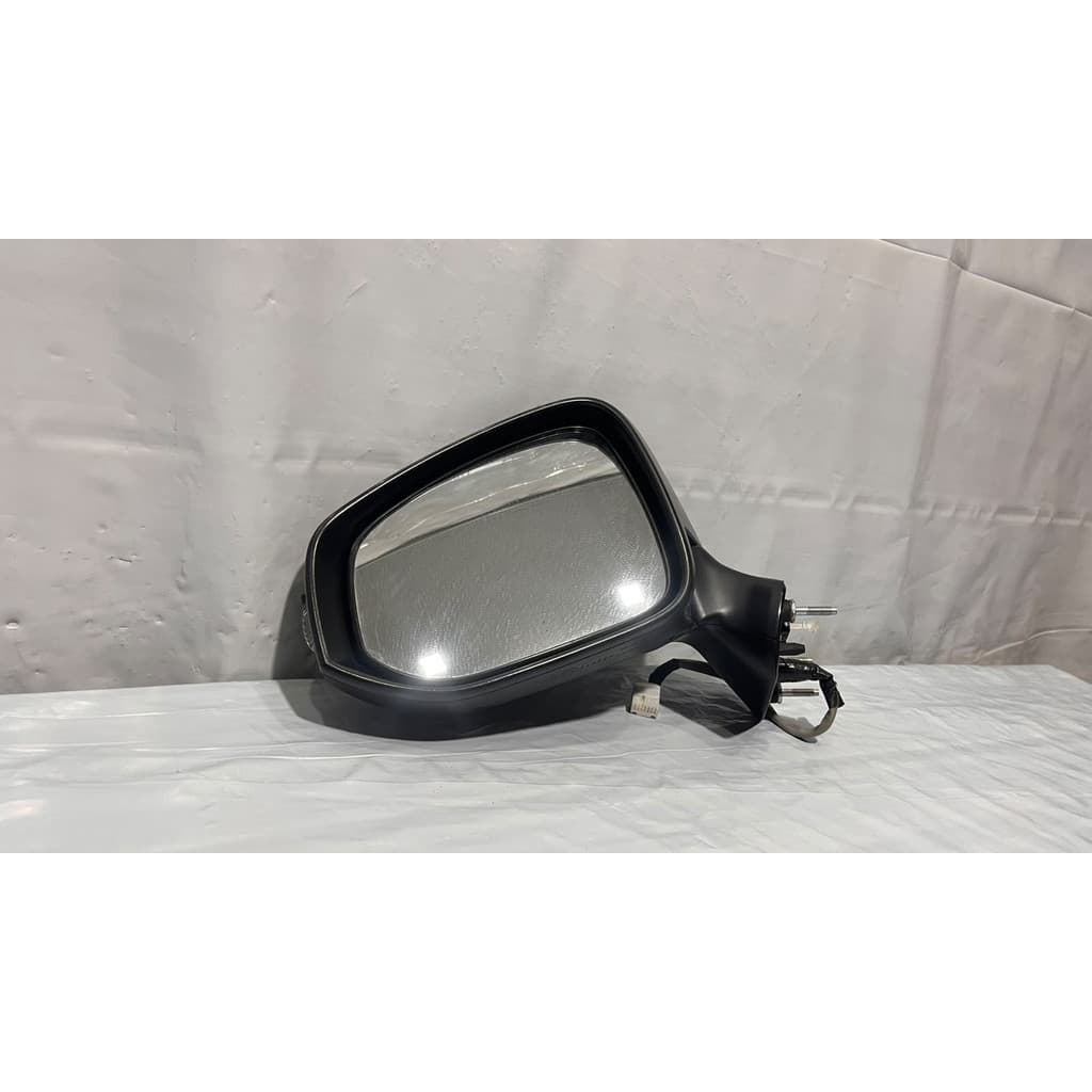 RETROVISOR ESQUERDO TOYOTA COROLLA CROSS 21/24 RETRÁTIL
