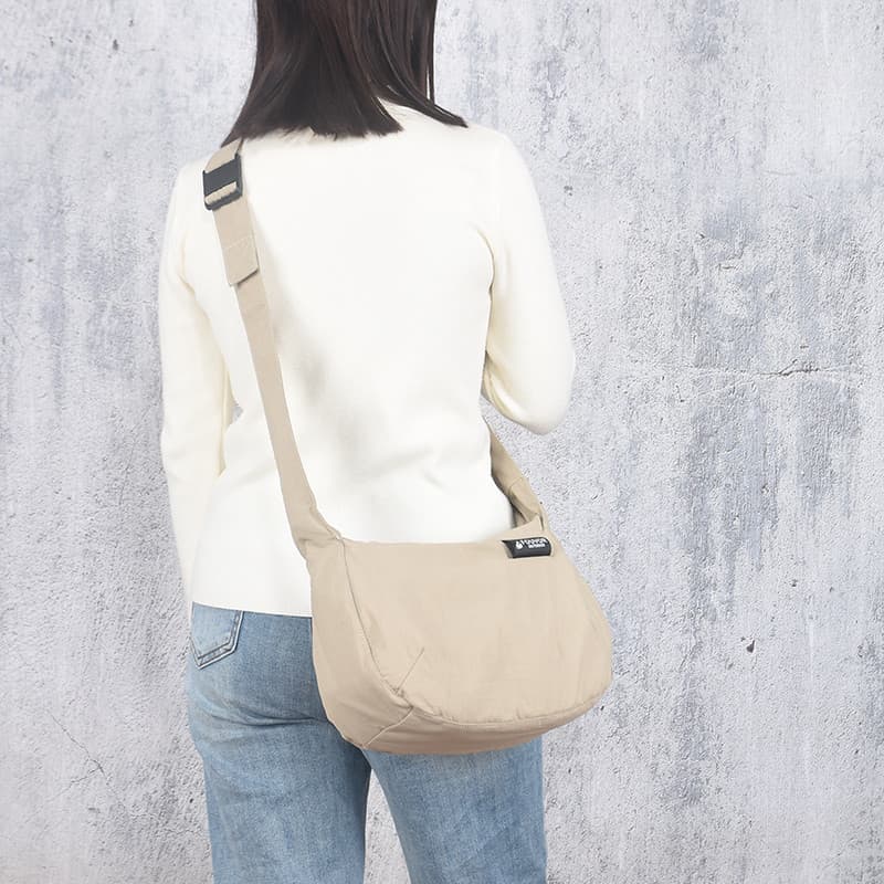 Moda feminina bolinho saco All-Match bolsa de ombro leve Casual sacola grande capacidade ao ar livre à prova dwaterproof