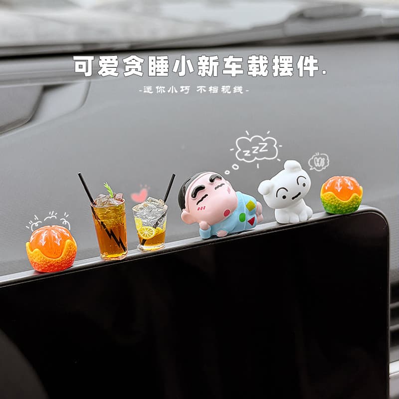 Crayon Shin-Chan Interior acessórios do carro bonito Console central do carro tela de exibição decoração de festa decora