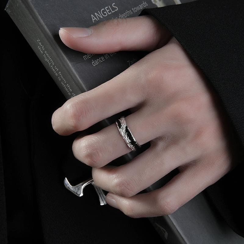Anel feminino com design de nicho em esmalte preto com efeito de gotejamento de óleo, anel de alta qualidade com extremi