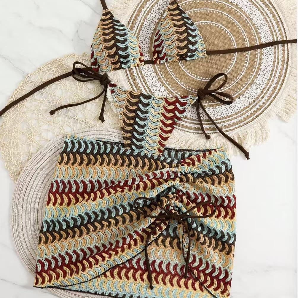Vestido de praia listrado em blocos de cor estilo retrô, conjunto de três peças com biquíni/ alças ajustáveis para efeit