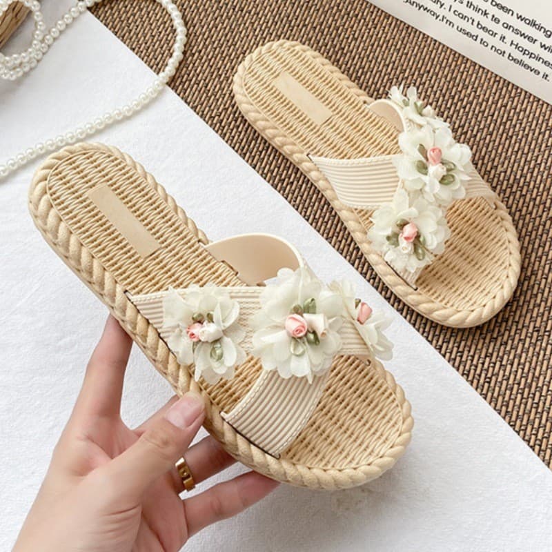 E-commerce sandálias transfronteiriças chinelos femininos desgaste exterior chinelos de flores planas versão coreana mod