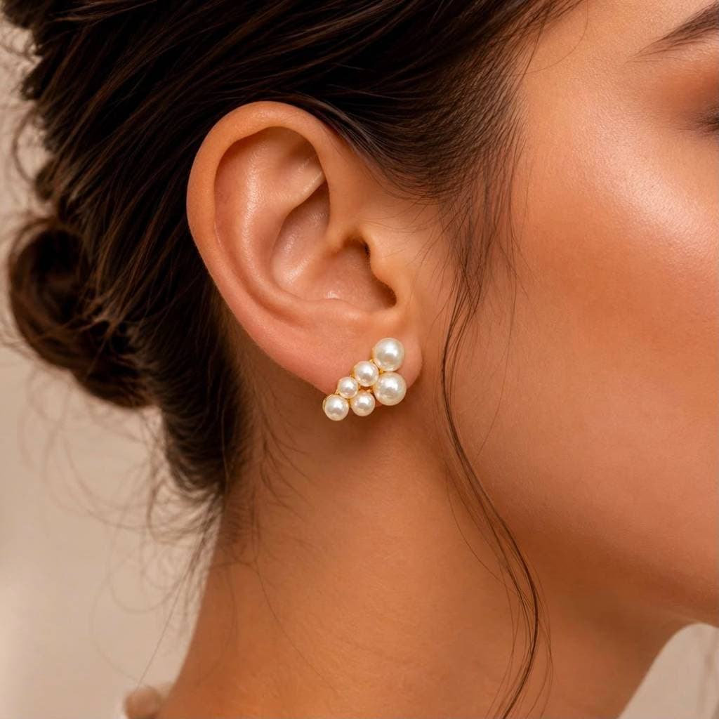 Brinco de Pérolas em Cachos Banhado a Ouro 18K