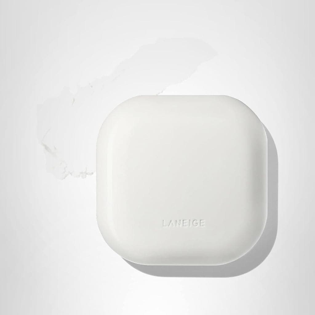 Pó Neo Blurring da LANEIGE: Pó coreano para controle de oleosidade e redução de poros, proporciona um acabamento suave,