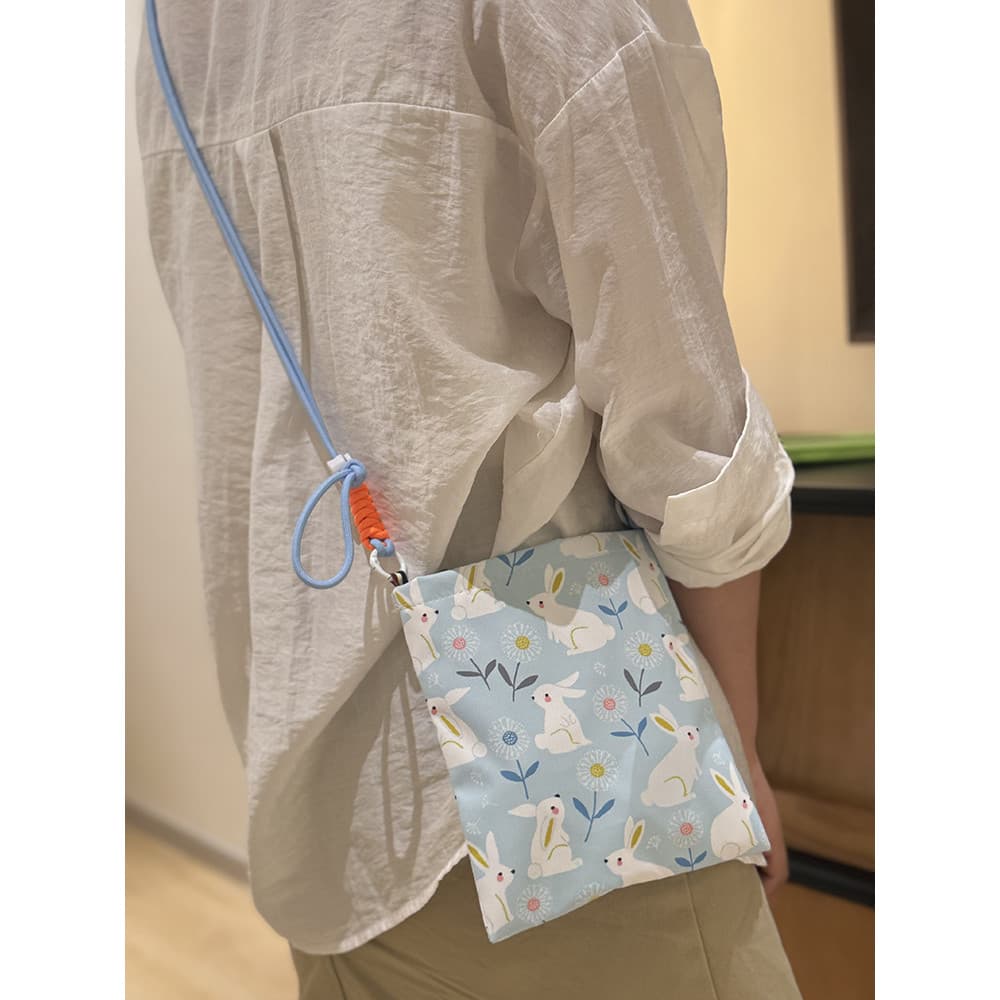 Portátil saco do telefone móvel mensageiro feminino luz azul coelho bonito lona pequena bolsa de ombro andando artigos d