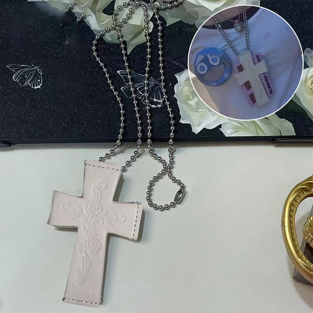 Estoque Prontoharajuku Streetwear Bolsa De Cartão Em Formato De Cruz Colar Suave Couro Sintético Rosa Emboss Design Corr